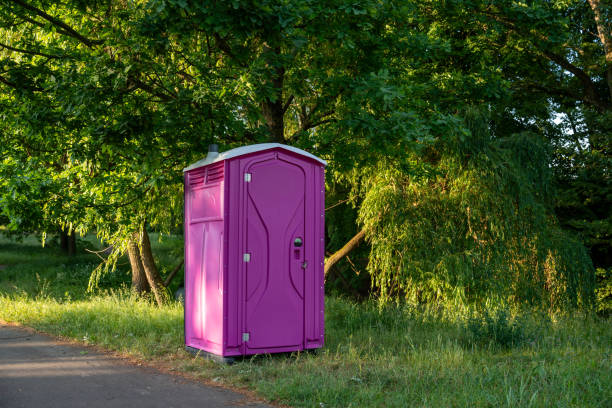 Best Portable restroom trailer rental  in Trenton, IL